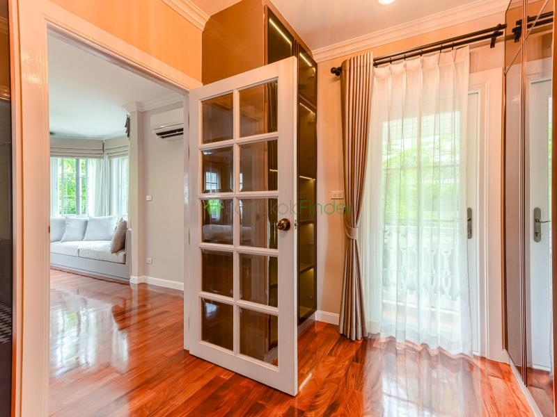 Srinakarin, Bangkok, Thailand, 4 Bedrooms Bedrooms, 0 ,5 BathroomsBathrooms,House,For Rent,7751