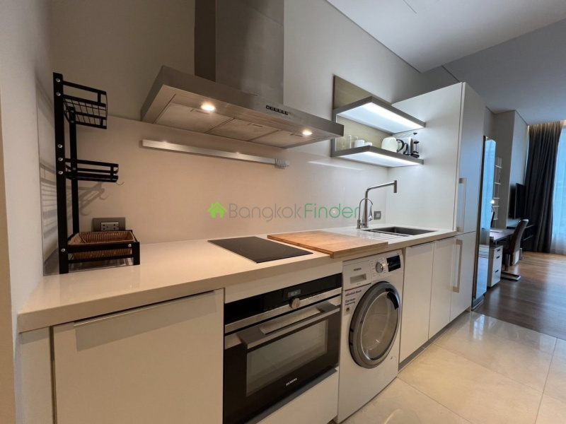 Chidlom, Bangkok, Thailand, 1 Bedroom Bedrooms, 0 ,1 BathroomBathrooms,Condo,For Rent,Sindhorn Residence,7753