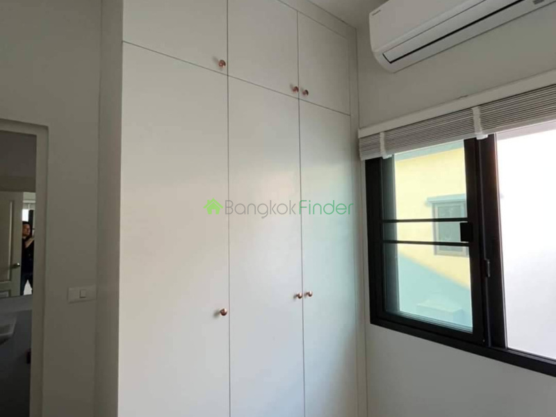 Bangna, Bangkok, Thailand, 3 Bedrooms Bedrooms, 0 ,4 BathroomsBathrooms,House,For Rent,7758